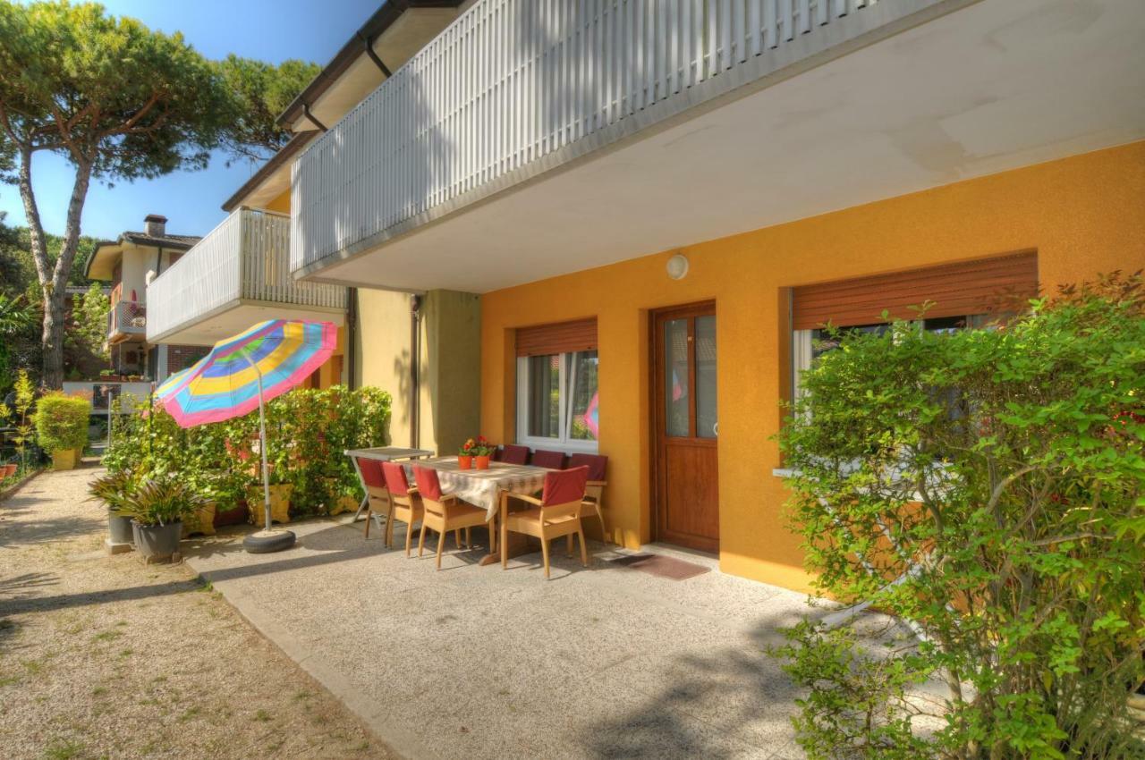 Residence Villa Laura Lignano Sabbiadoro Exterior foto